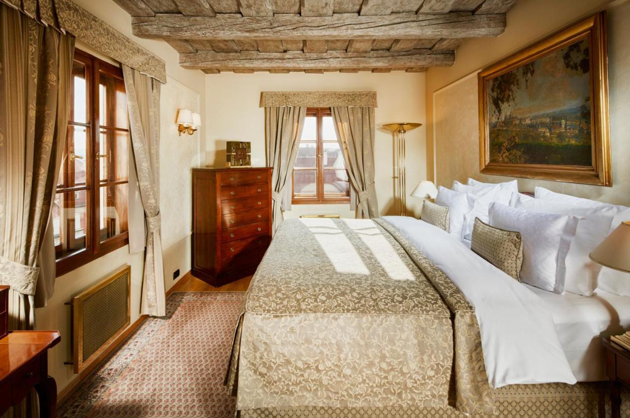 Golden Well Hotel Praga Exterior foto