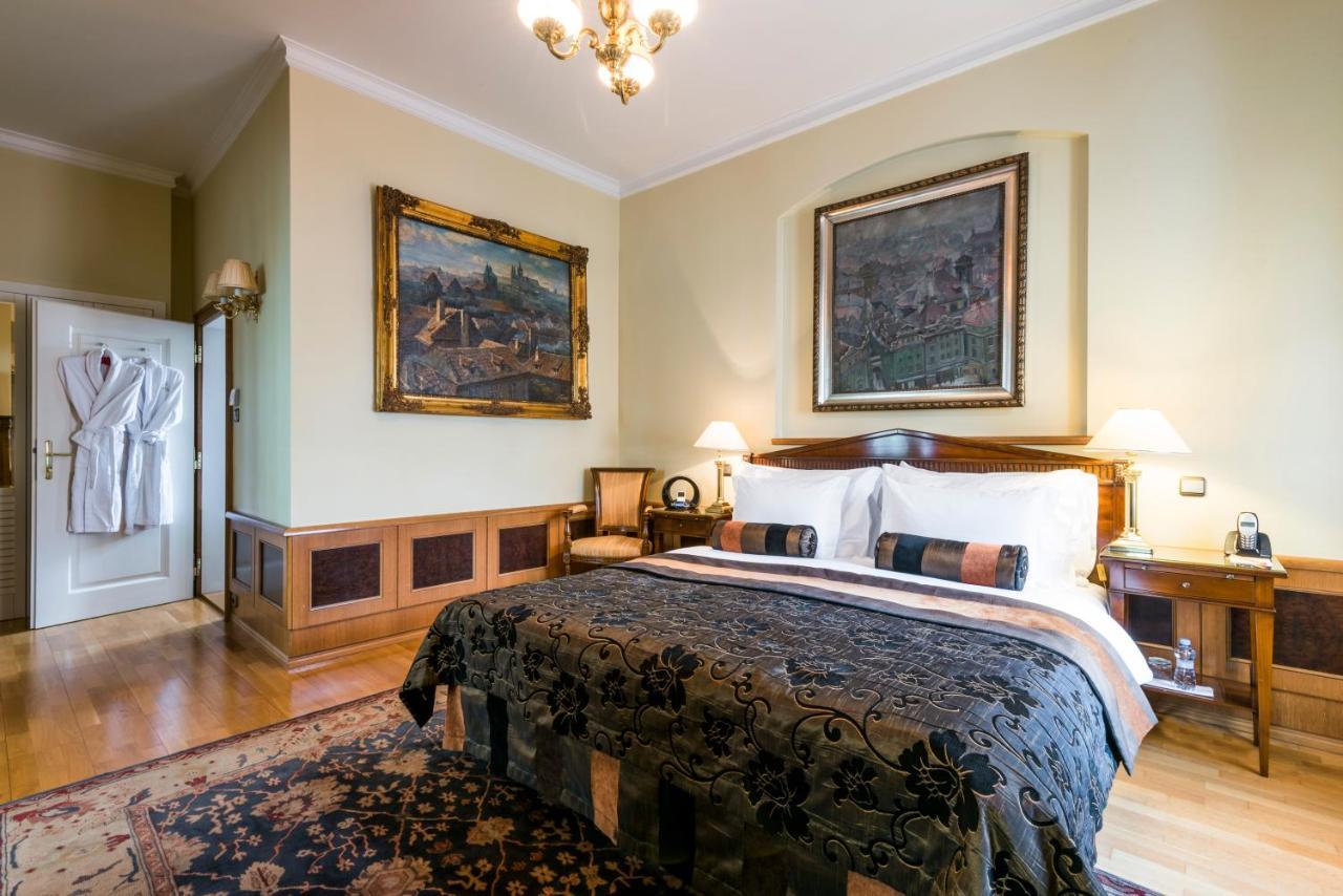 Golden Well Hotel Praga Exterior foto