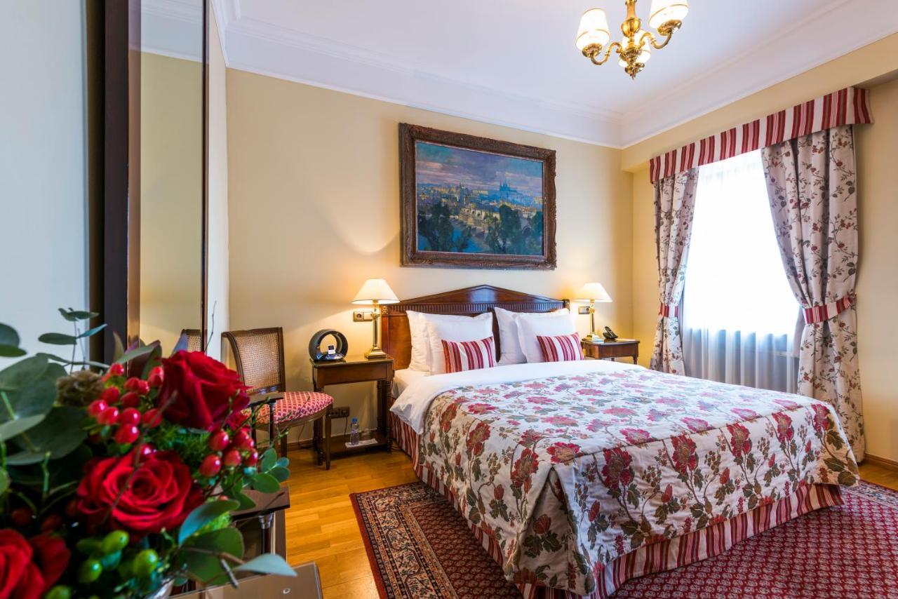 Golden Well Hotel Praga Exterior foto