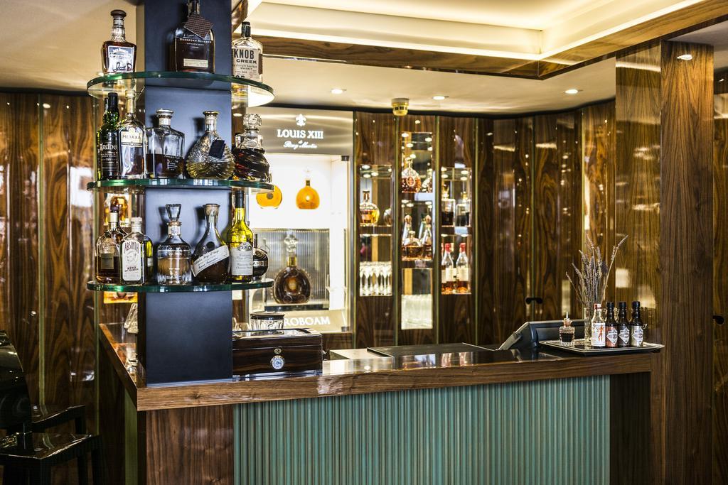 Golden Well Hotel Praga Exterior foto